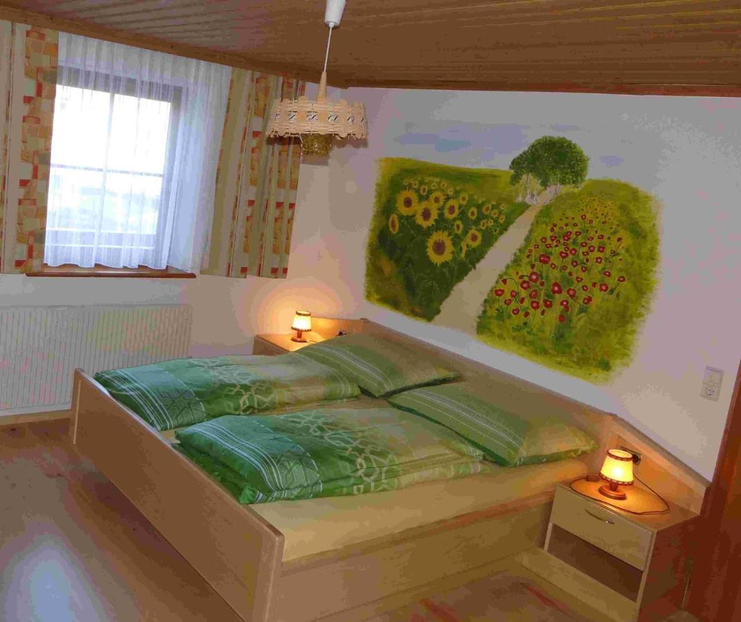Апартаменты Haus Edelweiss Санкт-Маргаретен-им-Лунгау Экстерьер фото
